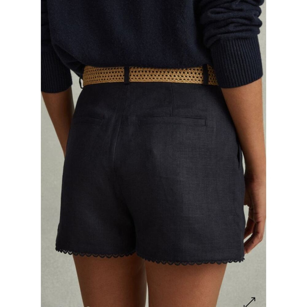 REISS Belle Linen Belted Shorts in Navy - Picture 5 of 11